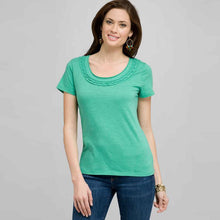 Load image into Gallery viewer, Scoop Neck Tee With Applique-Green-0