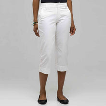 Load image into Gallery viewer, 5 Pocket Cuffed Capri-White-0